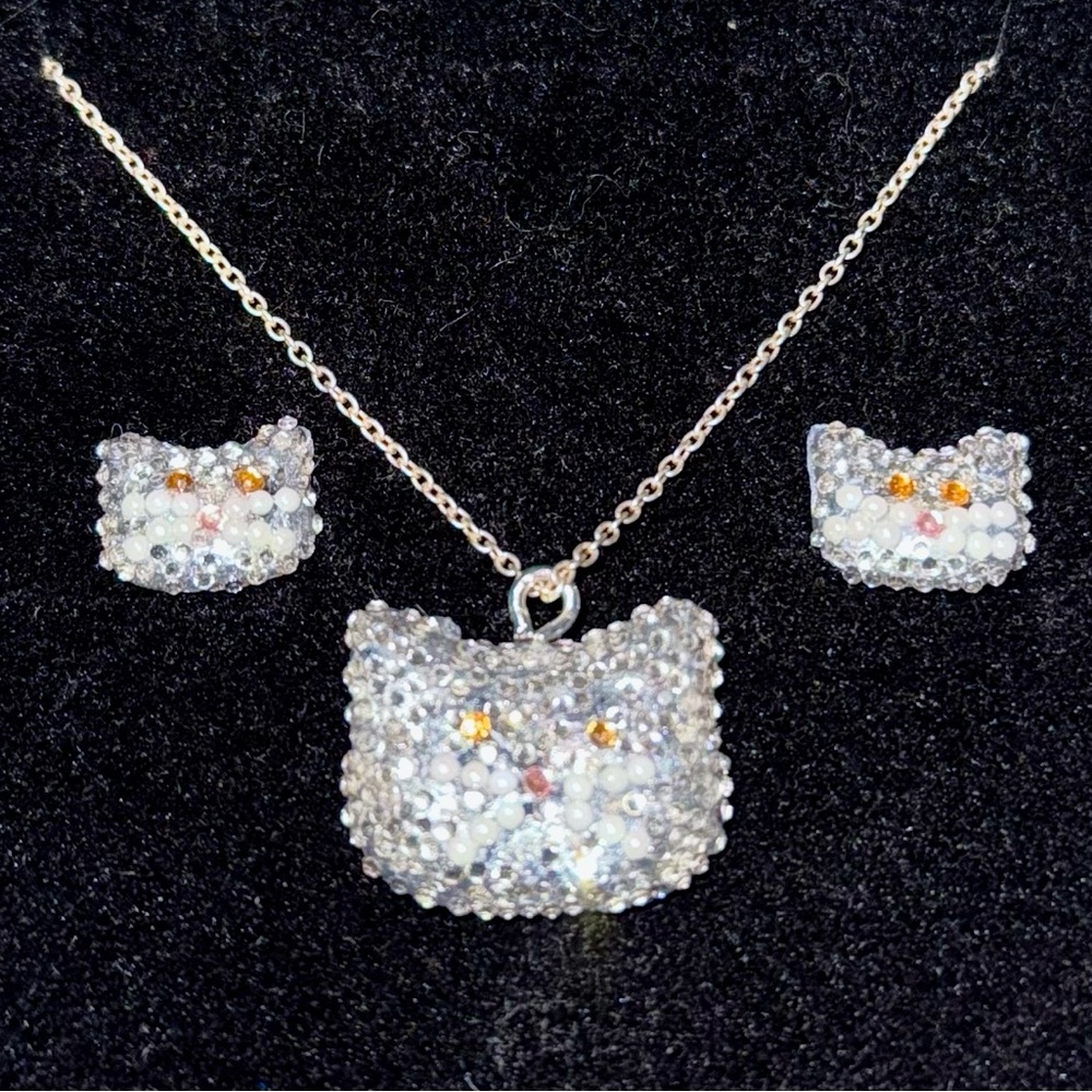 custom cat resin rhinestone necklace and earrings